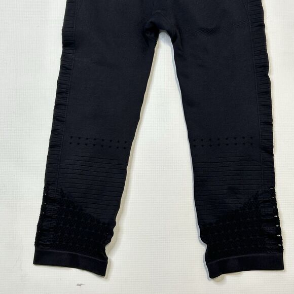 Gymshark Black Leggings Cut Out Moto Motorcycle Womens XS 18” Inseam Crop Length - Picture 4 of 10